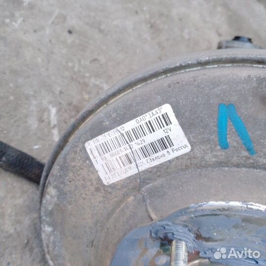 Вакуумный усилитель тормозов с главным тормозным