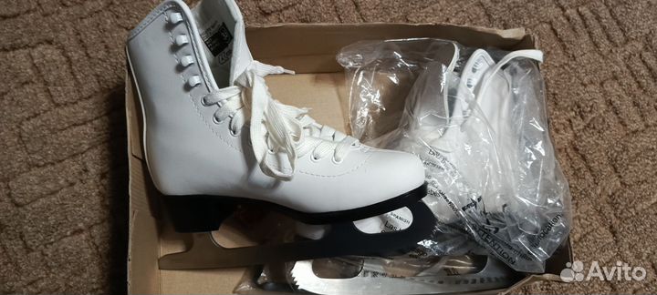 Коньки фигурные 35 размер для девочки