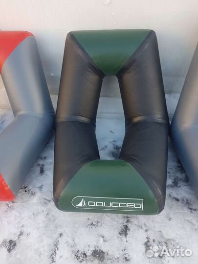 Надувное кресло в лодку