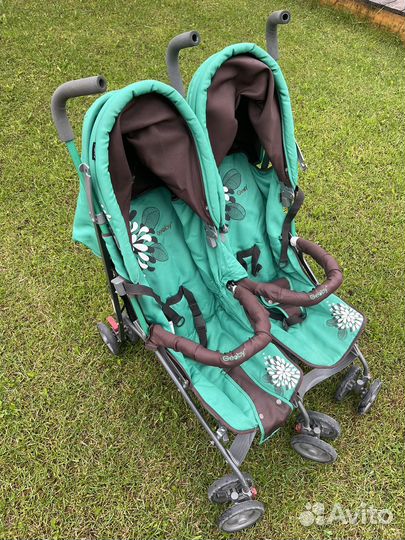 Коляска для двойни