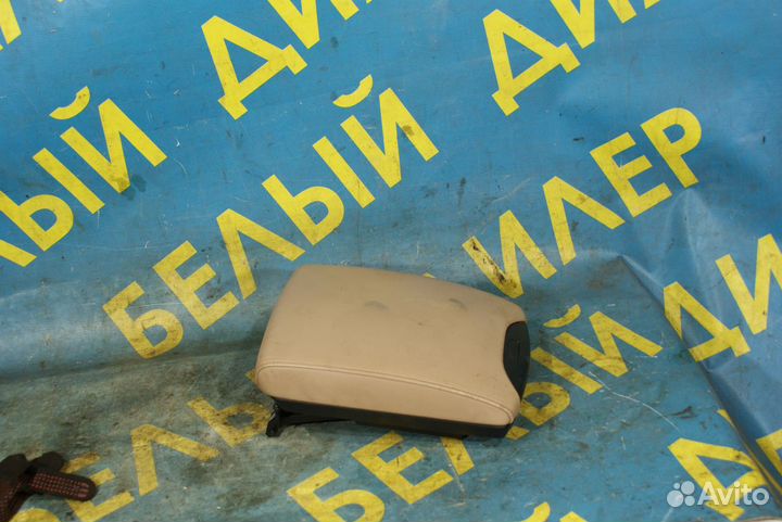 Подлокотник BMW X5 E53