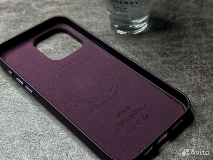 iPhone 15 Pro Max. FineWoven Case Mulberry