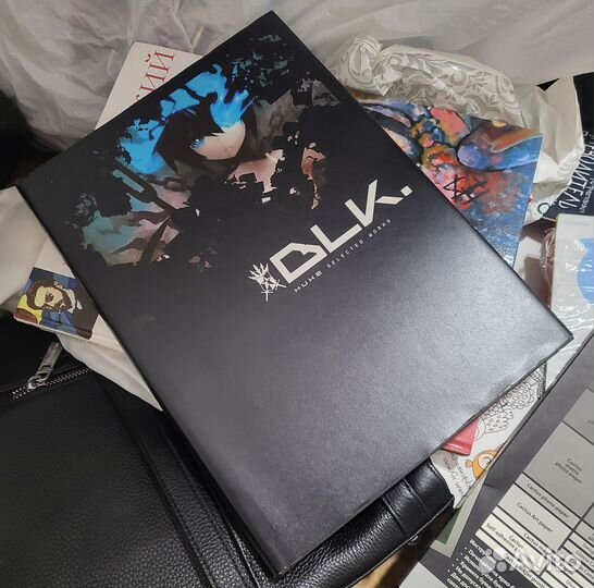 Артбук BLK Huke Selected Works