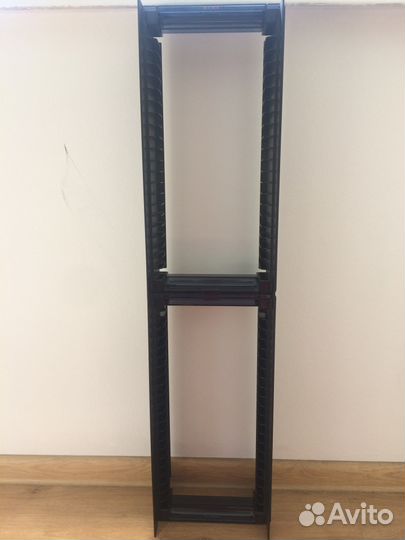 Стойка под DVD диски Avec