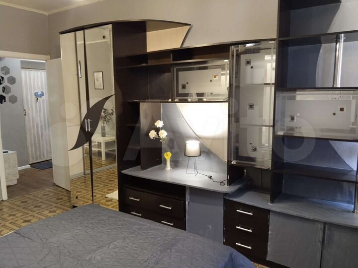 1-к. квартира, 42 м², 1/5 эт.