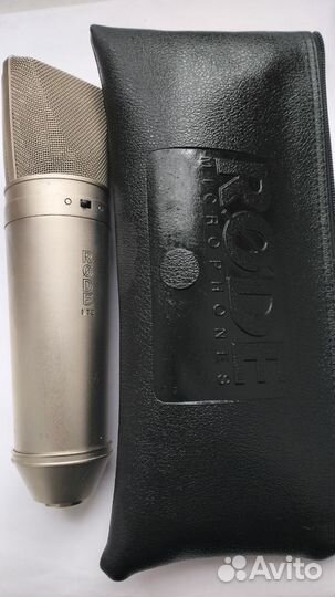 Студийный микрофон Rode NT2