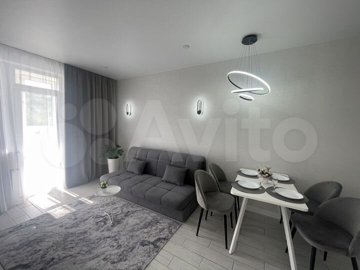 2-к. квартира, 45 м², 4/19 эт.