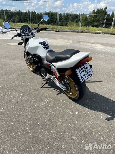Honda CB 400