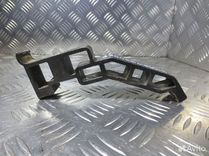 Кронштейн системы охлаждения Scania 1769532