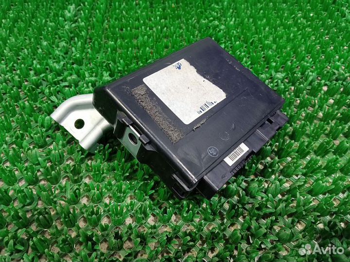 Блок управления полным приводом Toyota Land Cruise