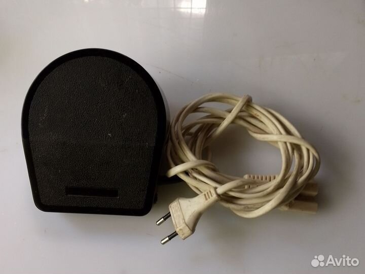 Двигатель для швейной машины,педаль