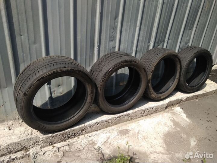 Bridgestone Alenza 001 275/40 R20 и 305/40 R20 110Y
