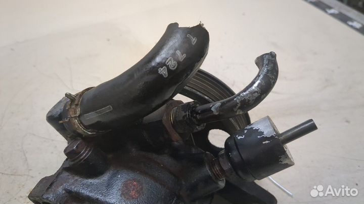 Гур Toyota Corolla E11, 1997