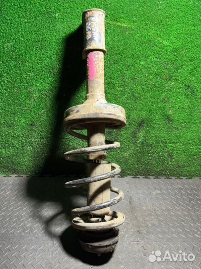 Стойка передняя левая Nissan Kubistar 1500 2006