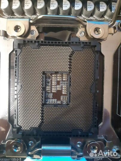 Материнская плата 2011 + xeon e5 2667v2 + 16 Гб