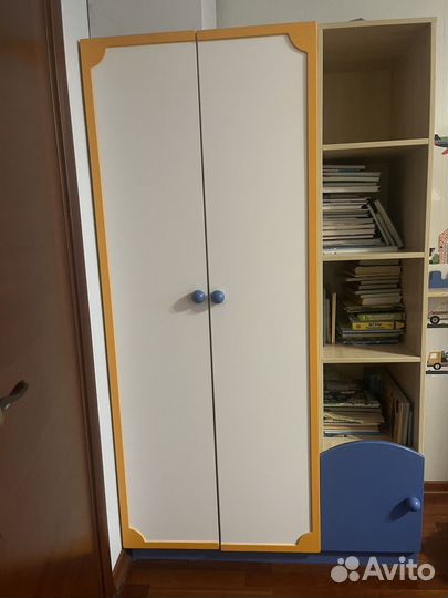 Мебель в детскую комнату