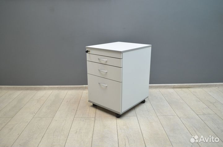 Тумба офисная выкатная Италия