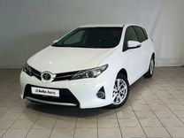 Toyota Auris 1.6 CVT, 2014, 76 000 км, с пробегом, цена 1 399 000 руб.