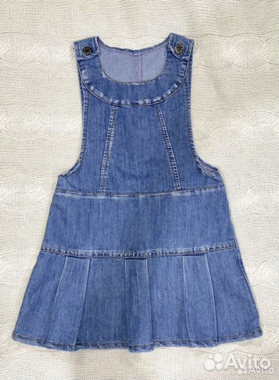 Комплект одежды на девочку 98