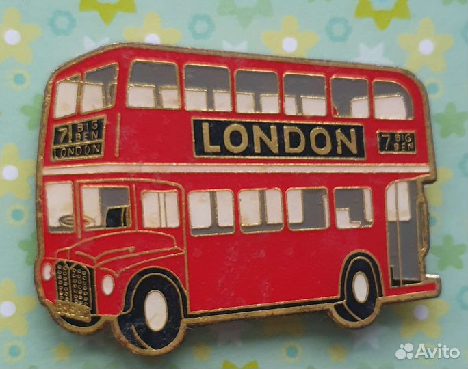 Магниты на холодильник из разных стран