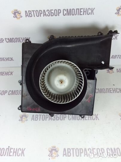 Моторчик отопителя Nissan Primera P12 (2001—2008)