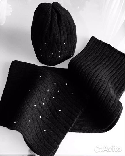 Головные уборы для женщин в ассортименте