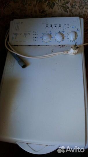 Стиральная машина с вертикальной загрузкой