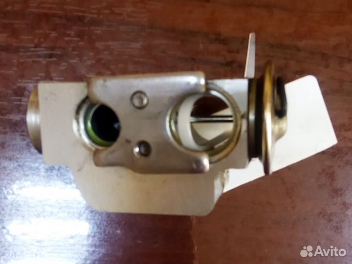 Расширительный клапан кондиционера Audi Q7 7L08206