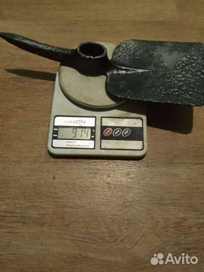 Кирка лопата Германия