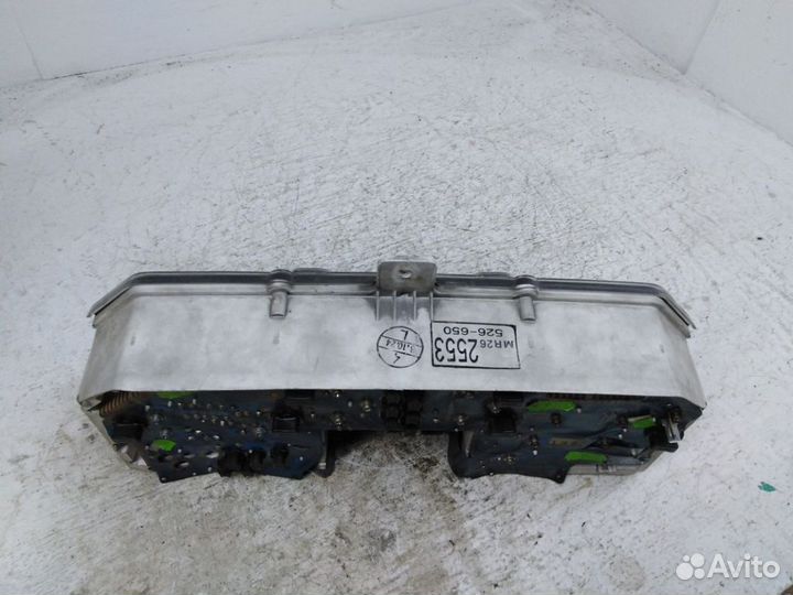 Панель приборов Митсубиси