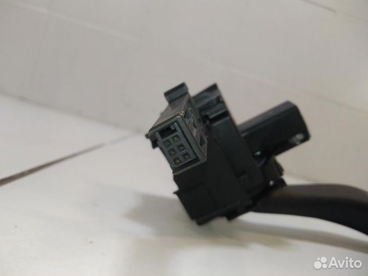 Переключатель стеклоочистителей Volkswagen Tiguan