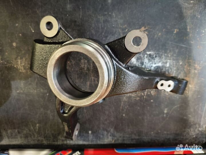 Поворотный кулак левый и правый solaris 2 rio 4