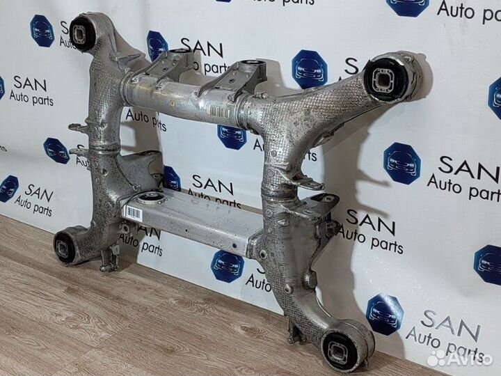 Балка заднего моста Bmw 5 F10 N63B44 2011