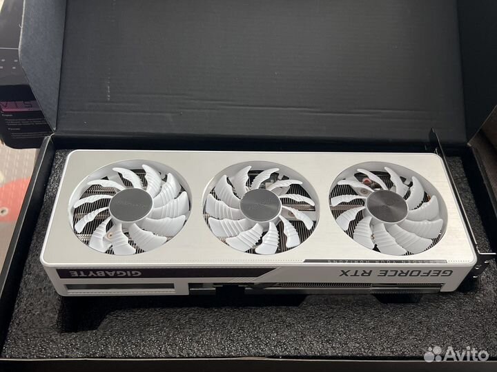 Видеокарта gigabyte rtx 3060vision OC-12GD 2.0