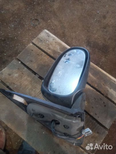 Зеркало правое Nissan Almera N16