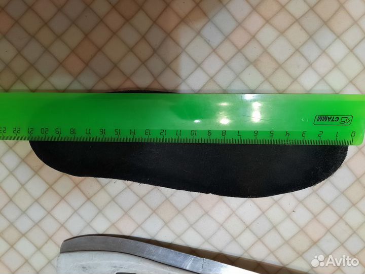 Коньки хоккейные