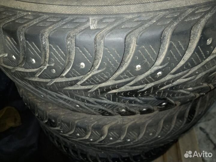 Yokohama Ice Guard Stud IG55 185/60 R15 88T