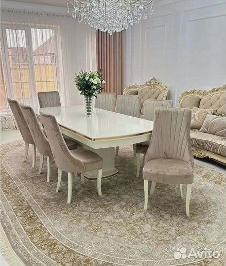 Стол для кухни со стульями