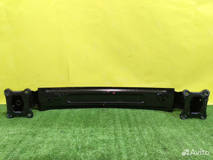 Усилитель переднего бампера LADA Vesta 2015