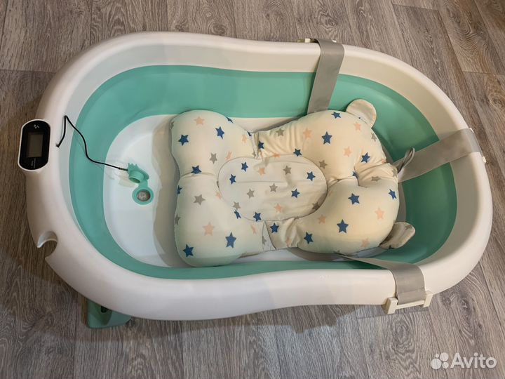 Детская ванночка для купания с подставкой