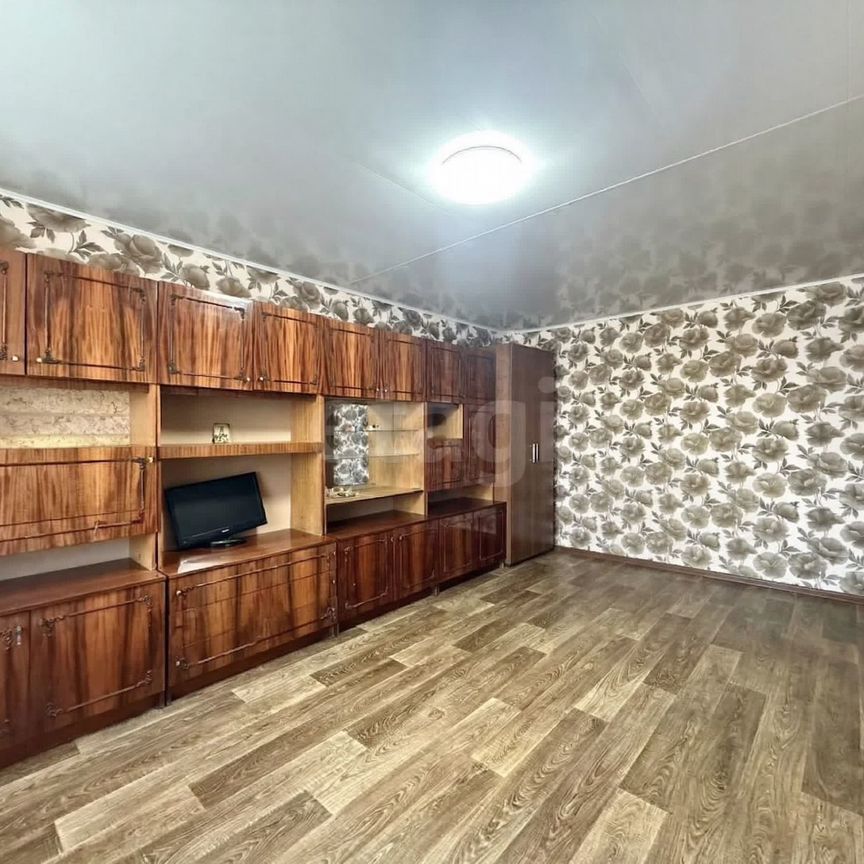 Квартира 1-комн. 36.7 м² в пгт Верхнеднепровский — фото 4