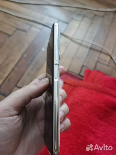Honor 20 pro 8/256гб Kirin 980 Mali-G76 MP16
