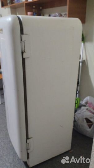 Холодильник юрюзань СССР