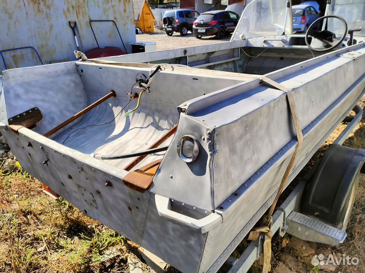 Казанка 5м3 с мотором Evinrude 40 л/с