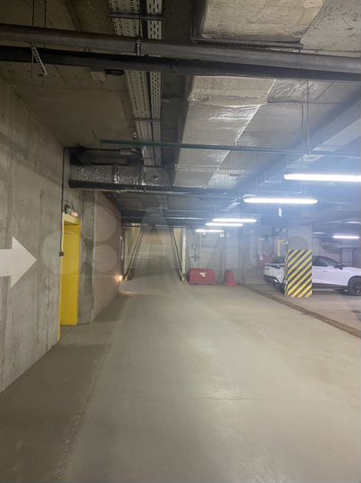 Машиноместо, 14 м²