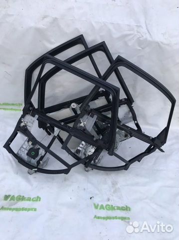 Рамка стеклоподъемника задняя правая audi A4 B5
