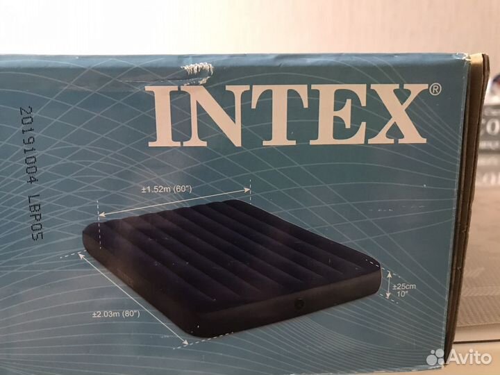 Надувной матрас intex