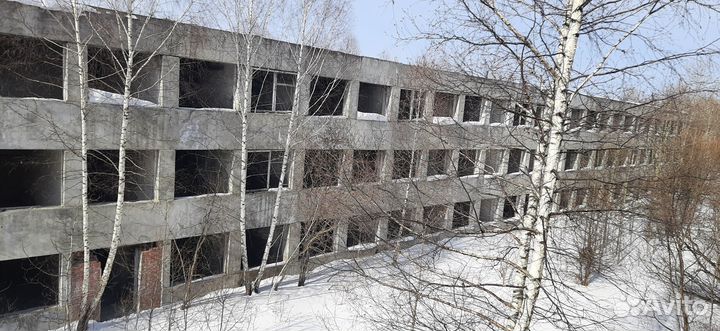 Бригада по разбору здания