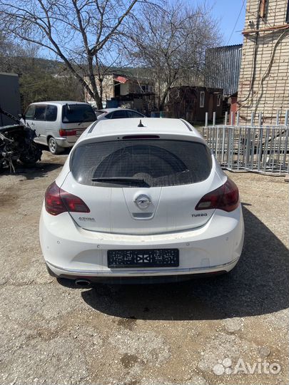 Opel Astra рестайлинг 2013, 1.6 турбо в разборе