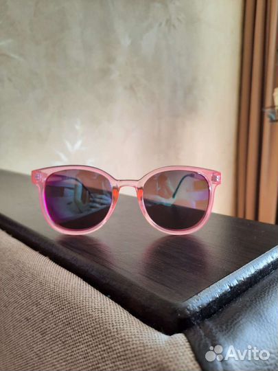 Солнцезащитные очки